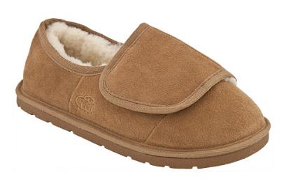 Lamo Sheepskin Women's Wrap Bootie - Chestnut